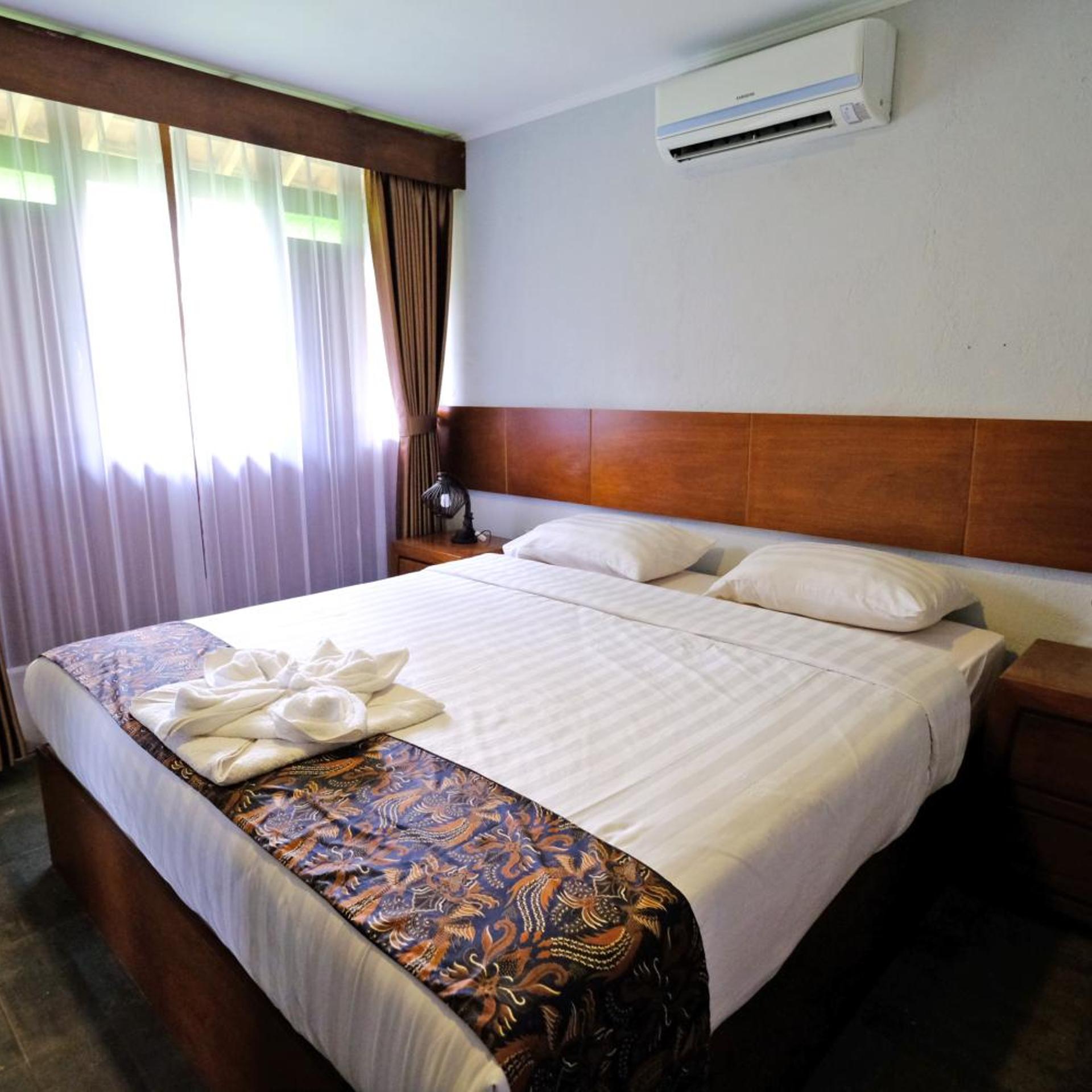 غرفة ديلوكس بسريرين منفصلين، The Nalaya Hotel & Resto 6/10