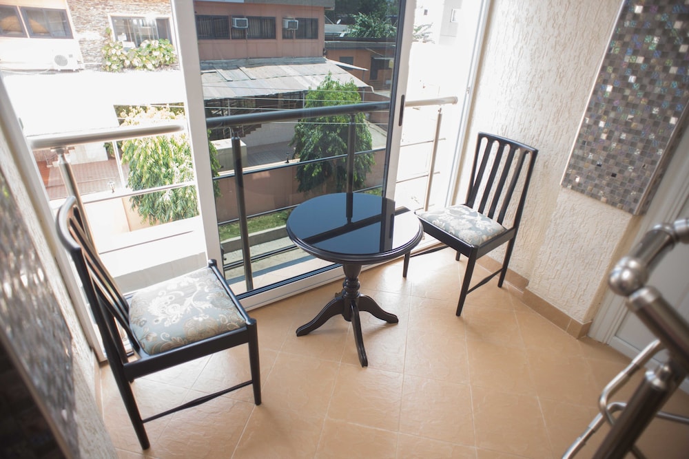 The Ritzz Exclusive Guest House 27/49