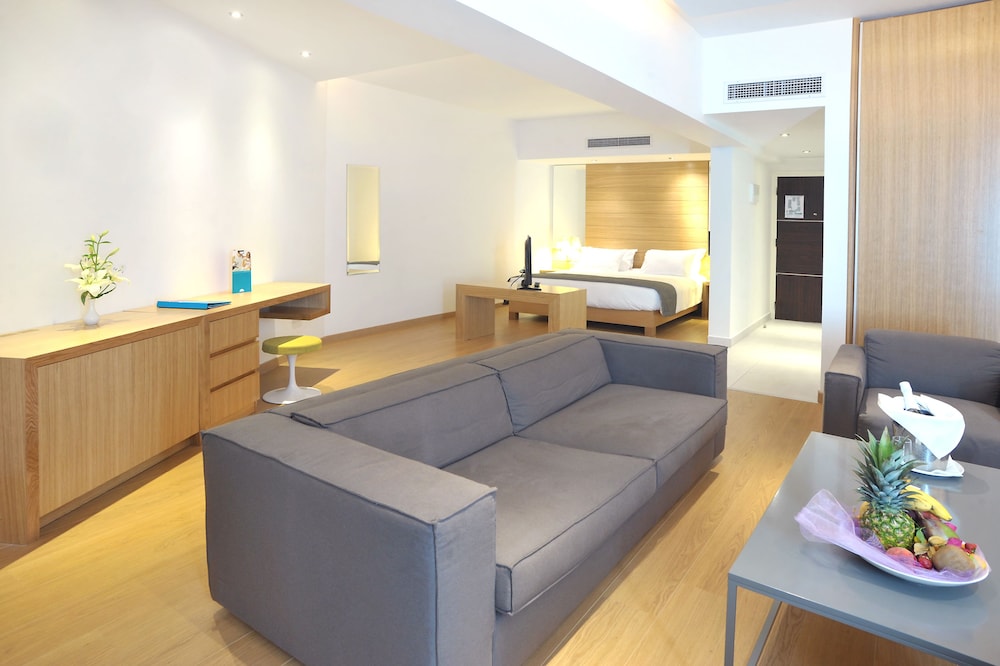 Napa Plaza Hotel-Adults Only 30/49