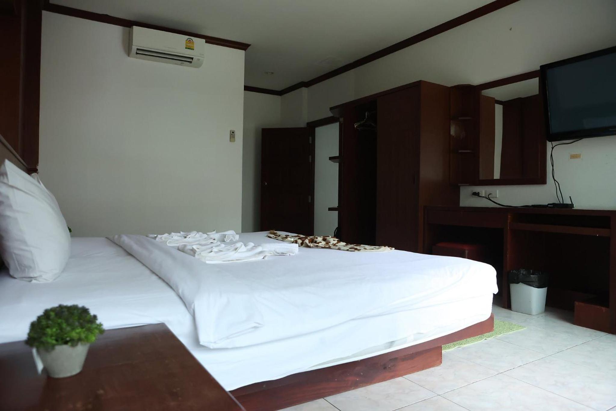 Forest Patong Hotel 12/37