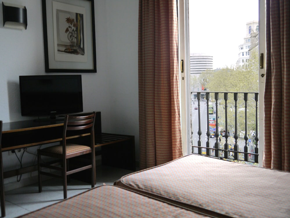 Hotel Monegal 15/31