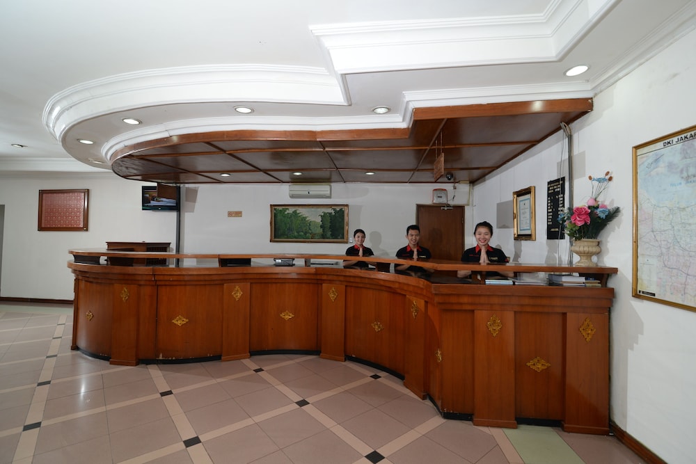 Puri Jaya Hotel (ex NIDA Rooms Cempaka Senen Market) 13/41