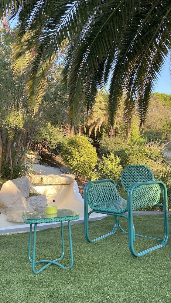 Pamela Hotel Cassis 47/75