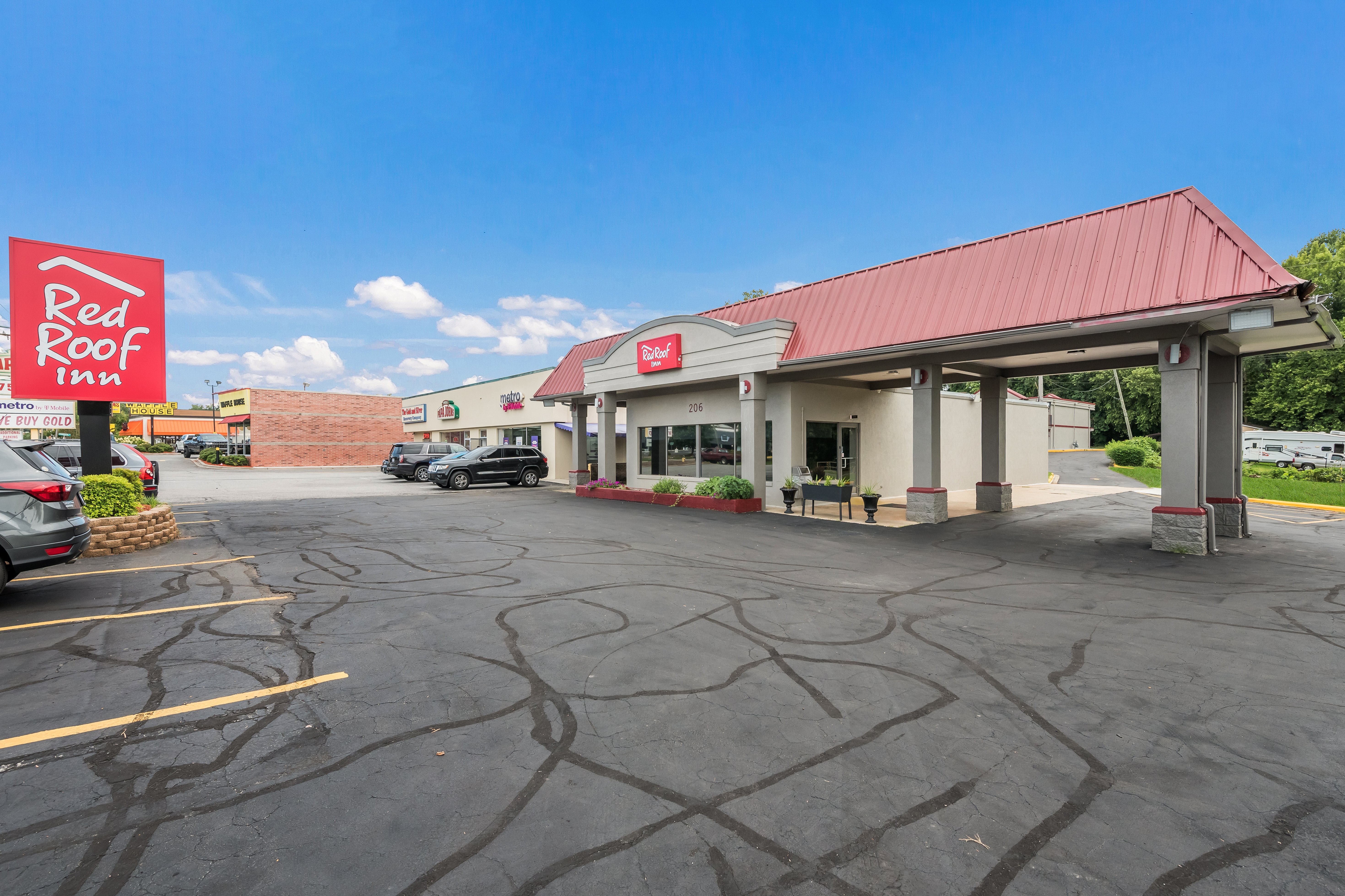 Red Roof Inn Lenoir 26/30