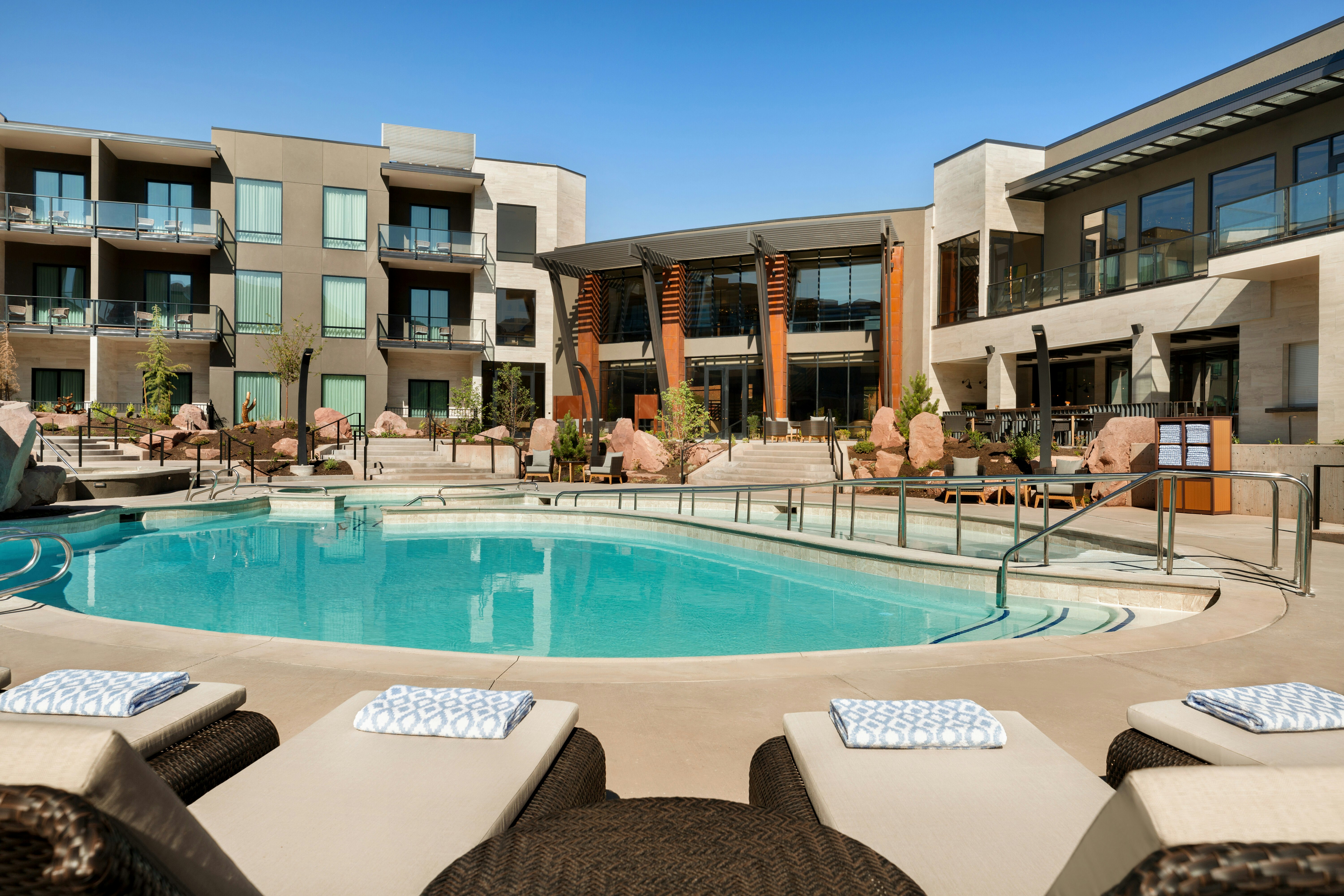 Hoodoo Moab, Curio Collection by Hilton 4/48