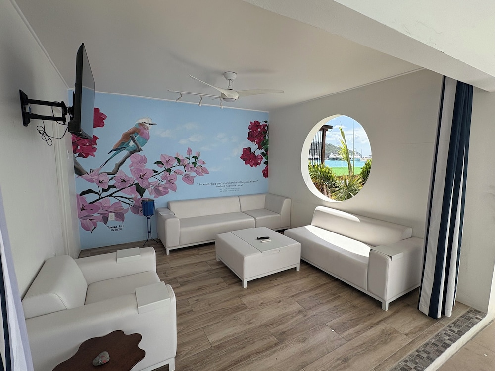 Sea View Beach Hotel 34/50
