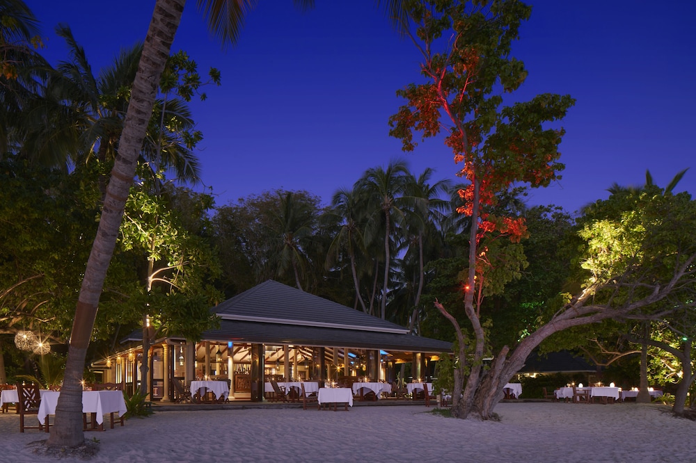 Royal Island Resort and Spa 7/78