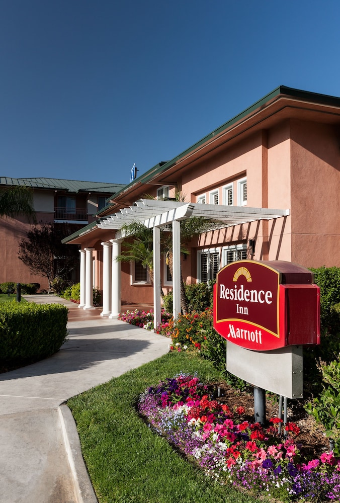 Residence Inn By Marriott Santa Clarita Valencia 7/61