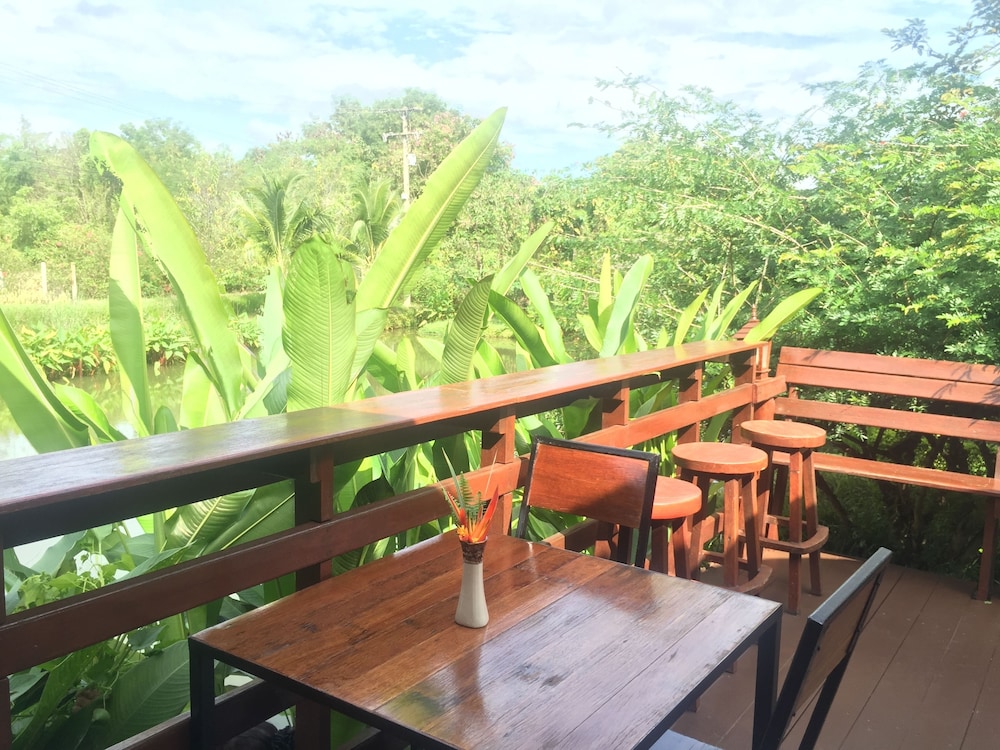PURA VIDA PAI RESORT 3/65