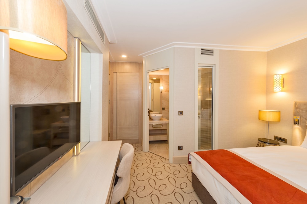 MARE PARK HOTEL 32/64