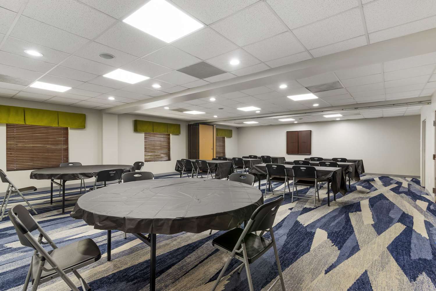 Comfort Suites Atlanta Airport 11/14