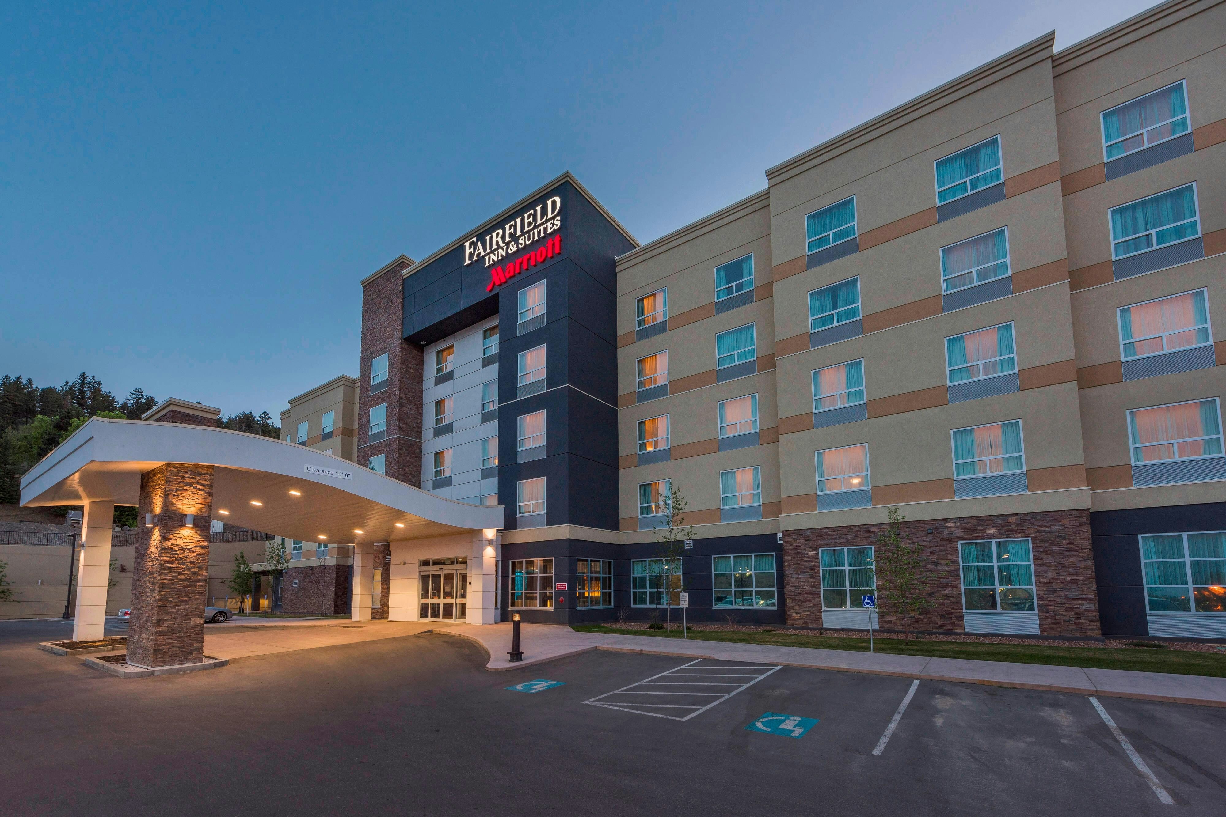 Fairfield Inn And Suites Kamloops 1/10