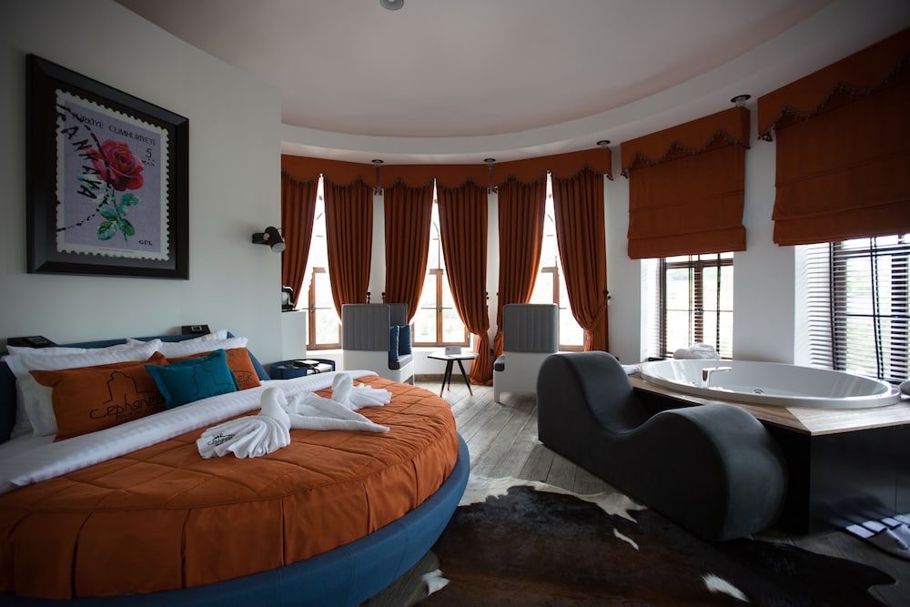 Cephanelik Butik Hotel 38/63