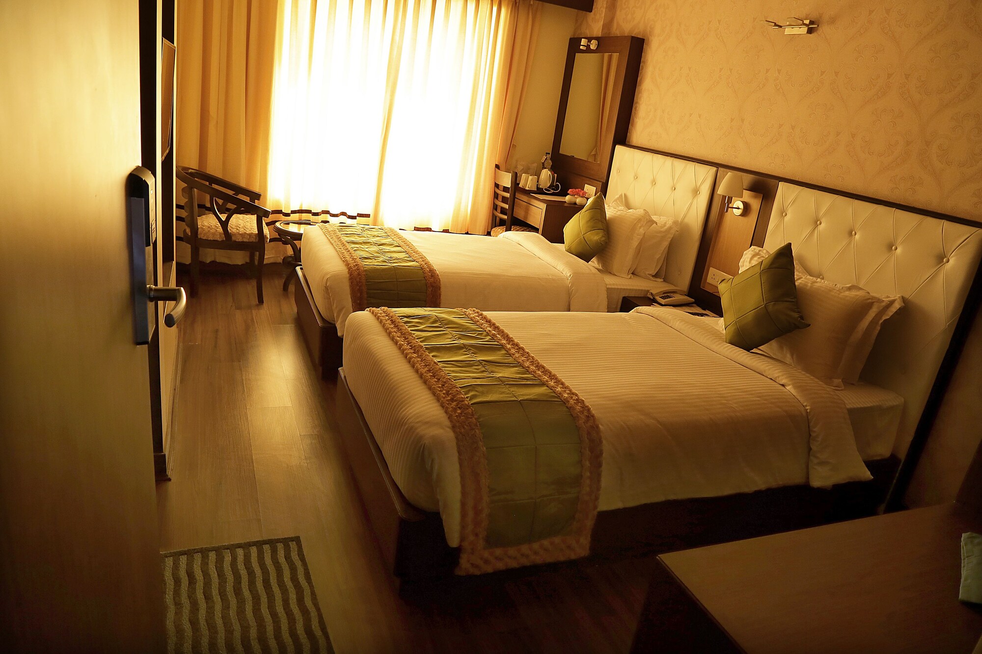 غرفة قياسية بسريرين منفصلين، Ethnotel 3/3