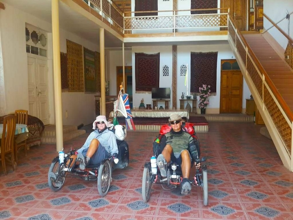 Islambek Hotel 19/40