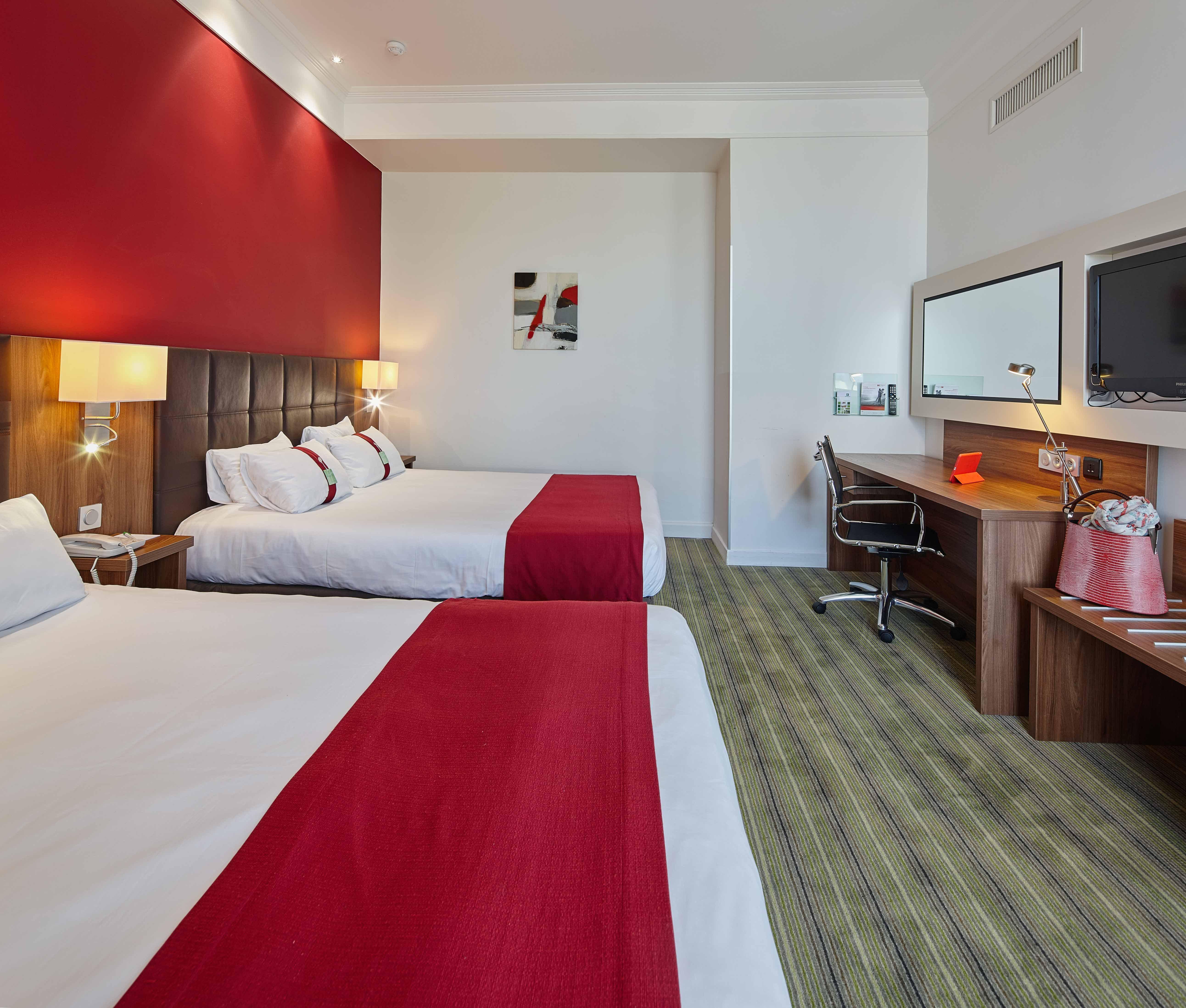 HOLIDAY INN PARIS MARNE LA VALLEE 11/50