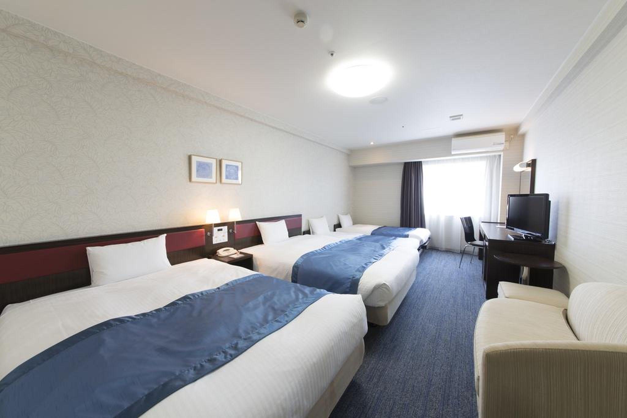 Standard, Triple, Single Bed, 2 Double Beds, Smoking