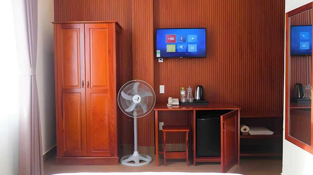 Nam Xuan Premium Hotel 58/68