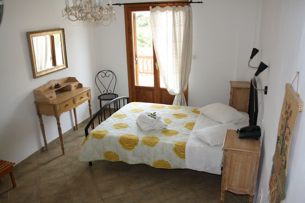 Amorani Studios 27/67