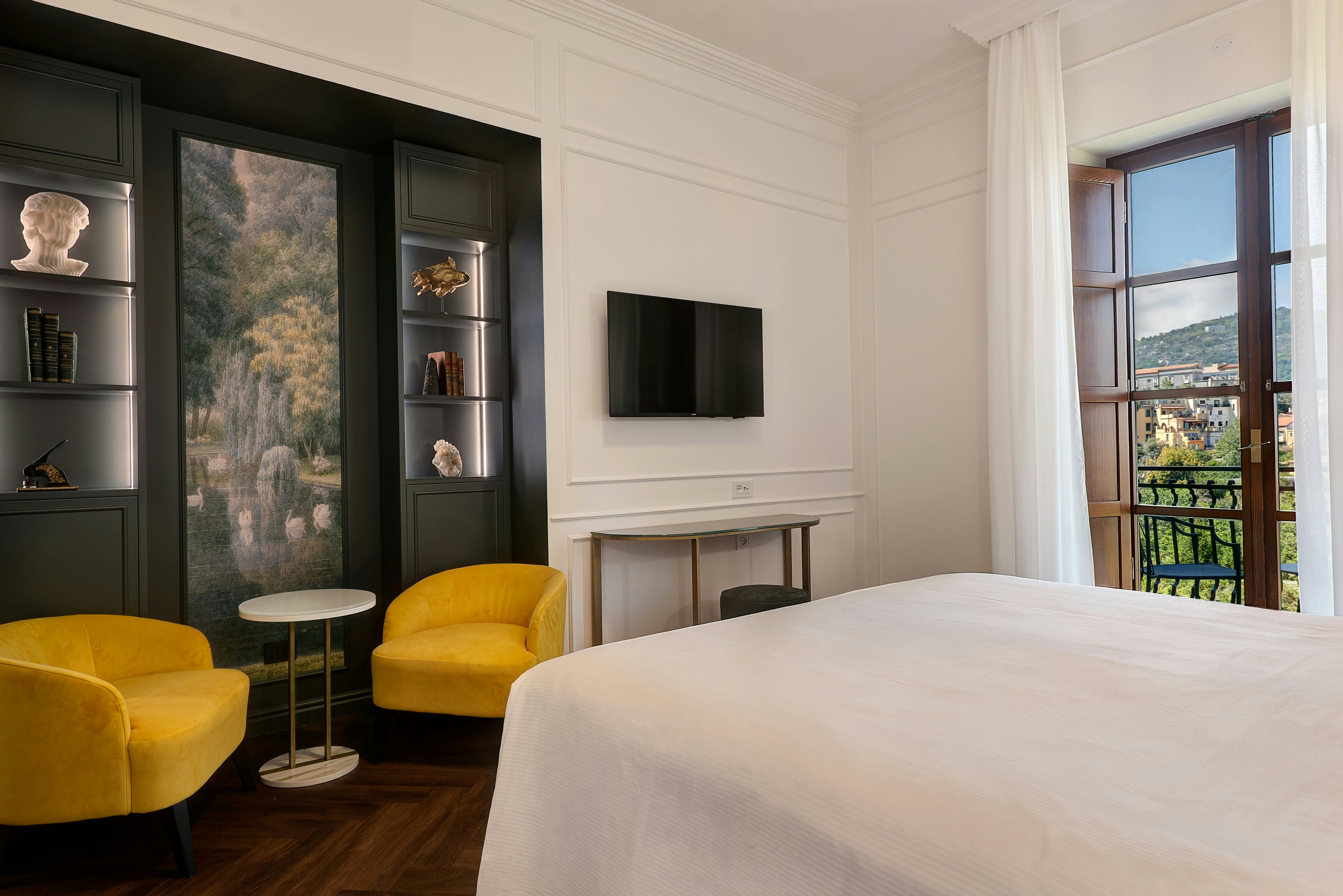 Majestic Palace Sorrento, Curio Collection by Hilton 16/56