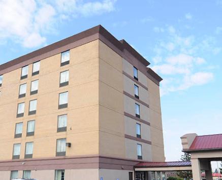 Days Inn by Wyndham Calumet Park 1/27