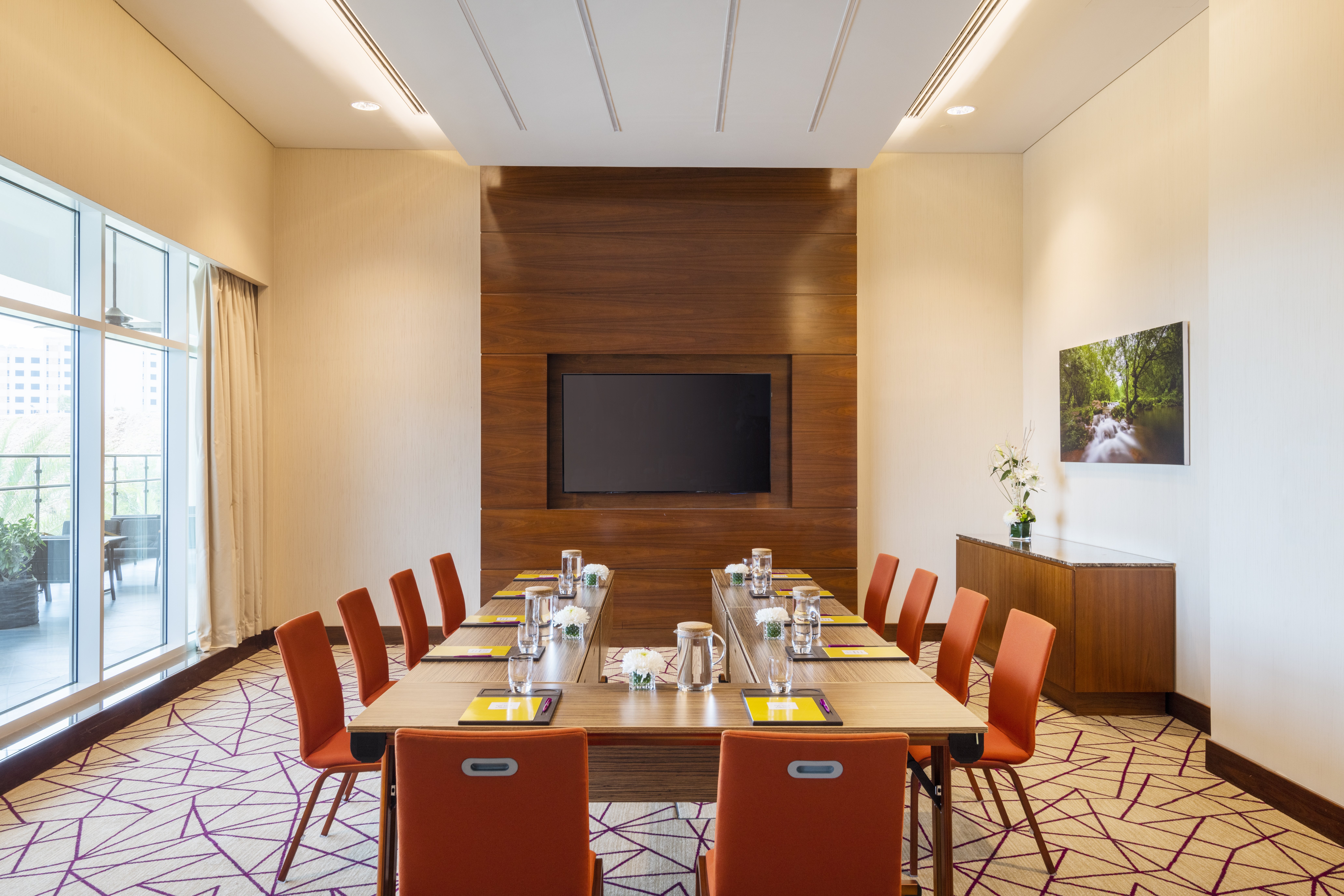 Crowne Plaza Muscat Oman Convention and Exhibition Centre (OCEC) 64/76