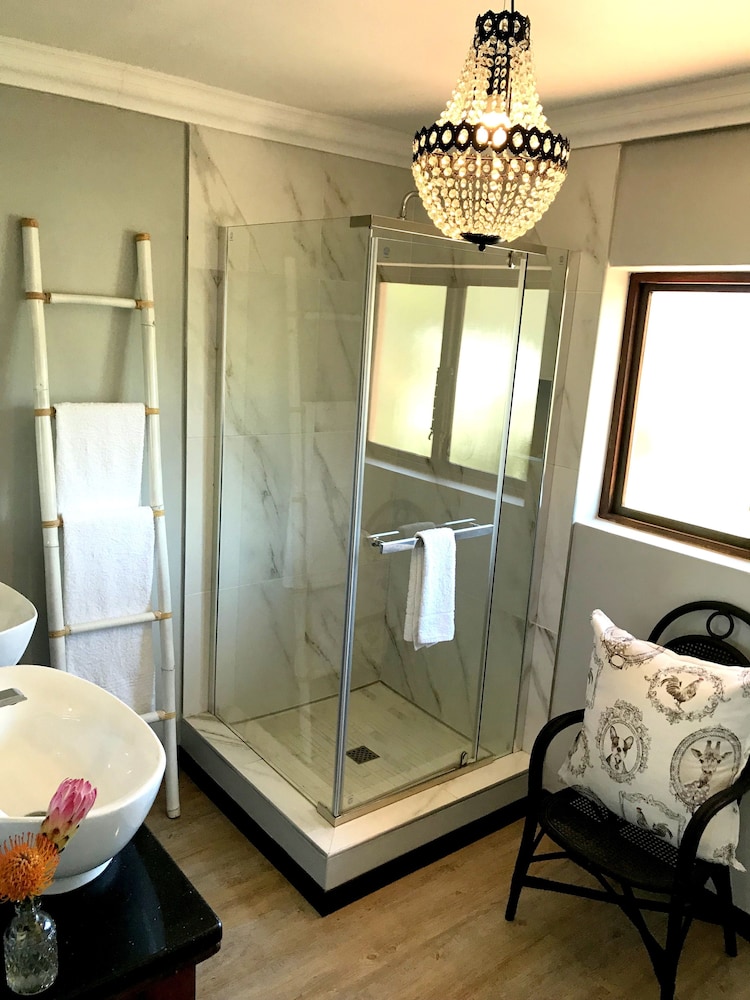 A Kings View Boutique Guesthouse 38/38