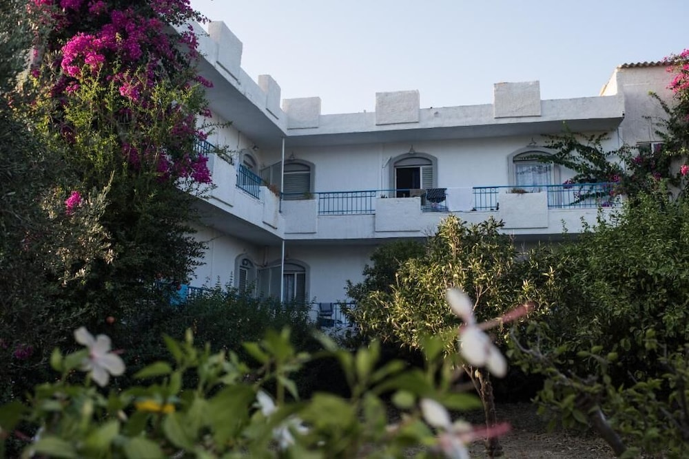 Gorgona Hotel in MALEVIZI