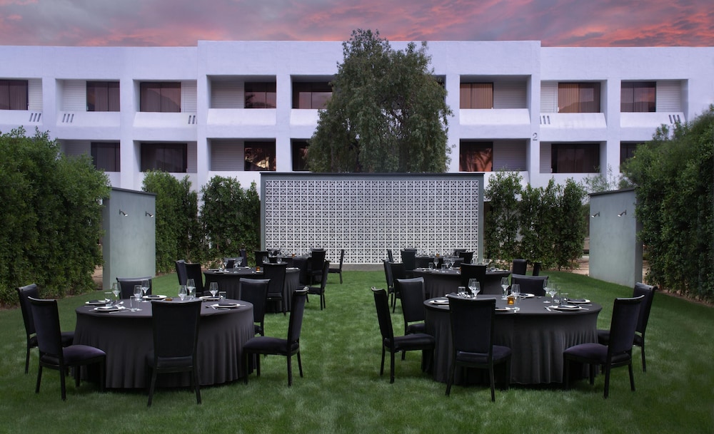 The Monarch Scottsdale 46/50
