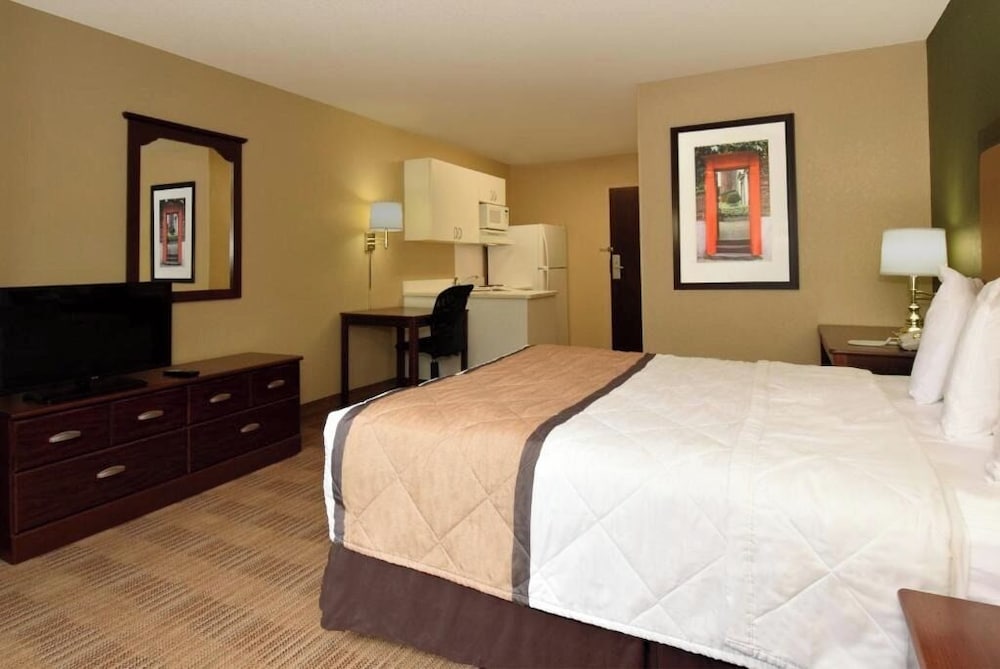 Studio 6 Corporate Extended Stay Amherst Buffalo NY 30/60