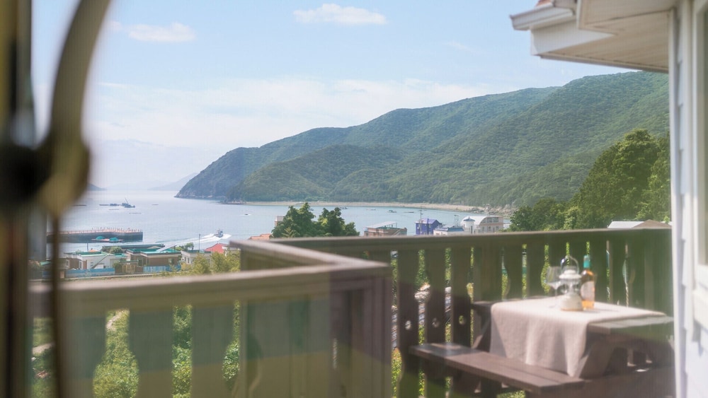 Geoje Gaonara Pension 47/50