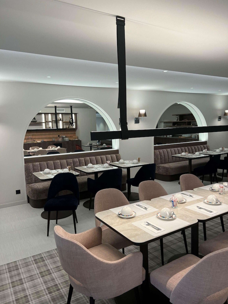 Mercure Fribourg Centre Remparts 38/54