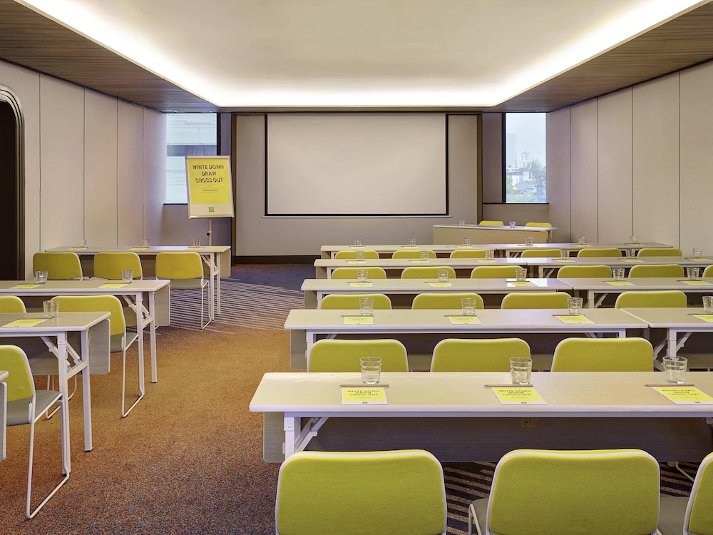 Ibis Styles Jakarta Tanah Abang Hotel 42/49