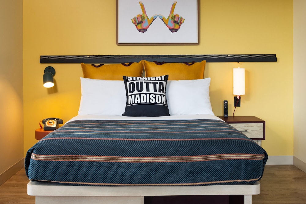 غرفة بسريرين كوين، Moxy Madison Downtown 3/7