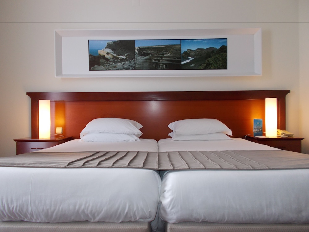 Azoris Faial Garden Resort Hotel 6/50