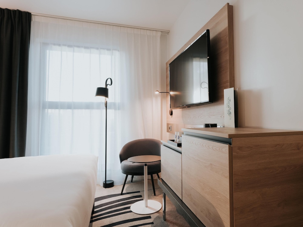 Novotel Angers Centre Gare 30/75