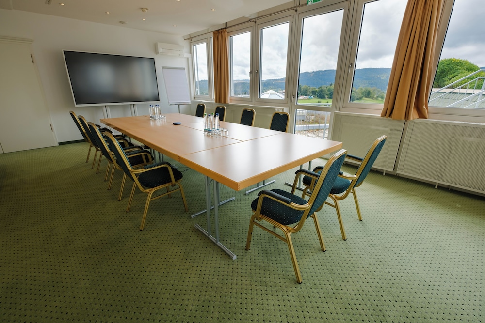 Hotel Vier Jahreszeiten am Schluchsee 43/55