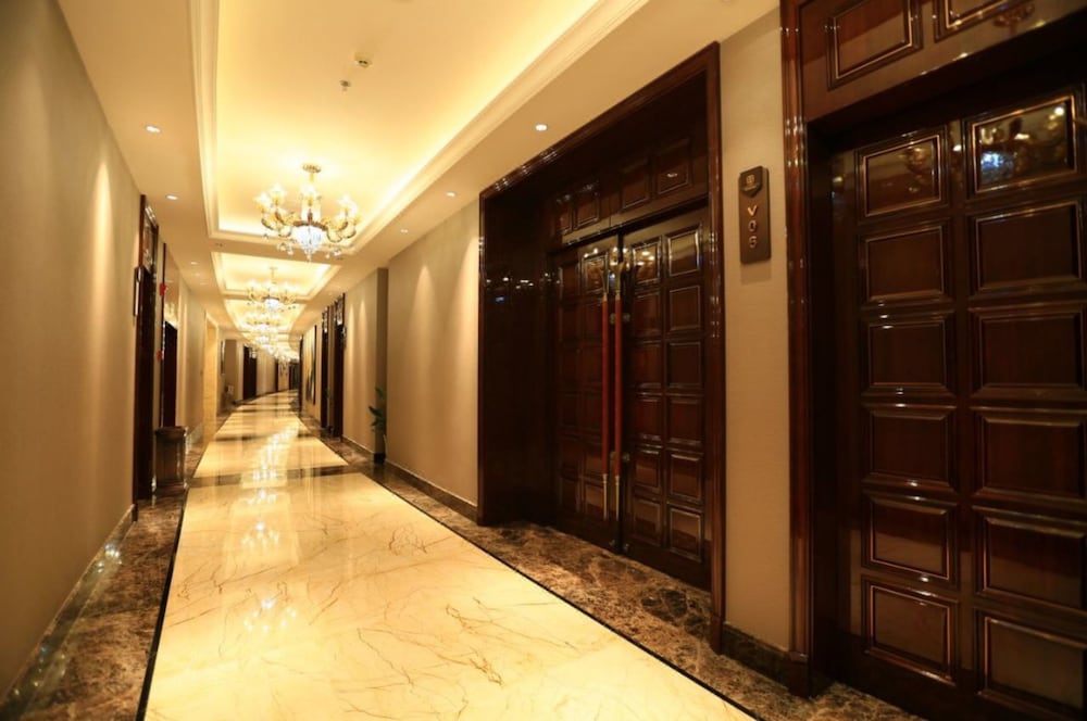 Lanxi International Hotel 40/67