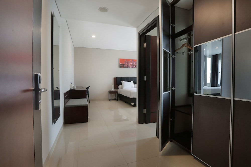 Primebiz Hotel Surabaya 48/74