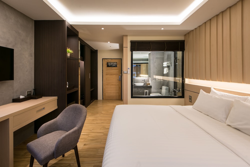 Nadee 10 Resort & Hotel 14/36