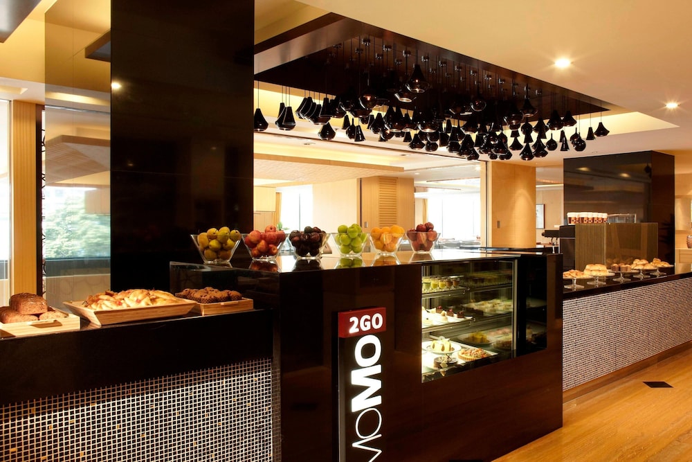 Courtyard By Marriott Shanghai Central 32/39