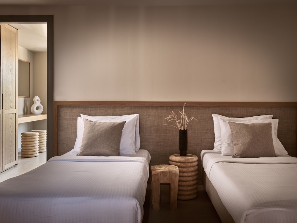 Alamis Apartments 17/50