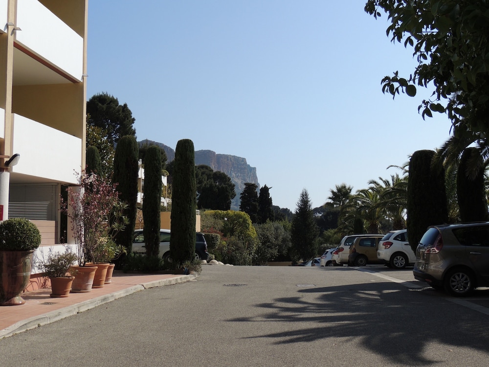 Pamela Hotel Cassis 63/75