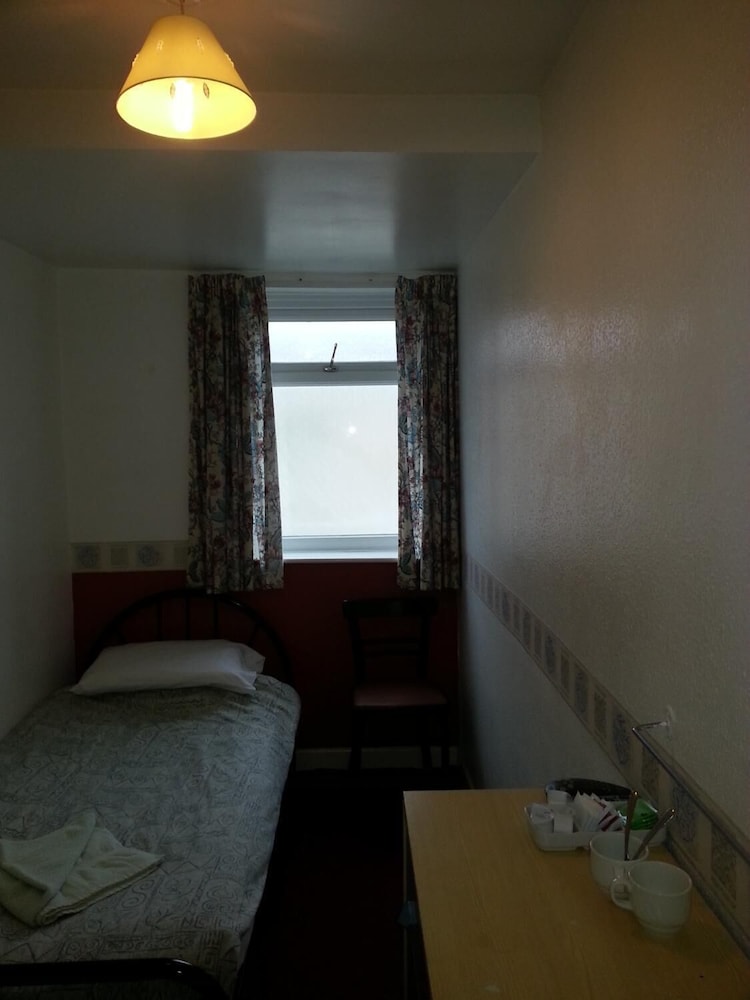 Jesmond International Hotel 40/69