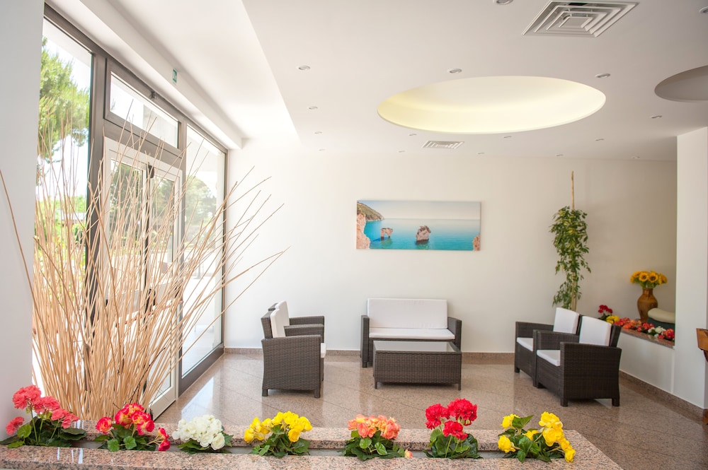 Hotel Cristalda 13/30
