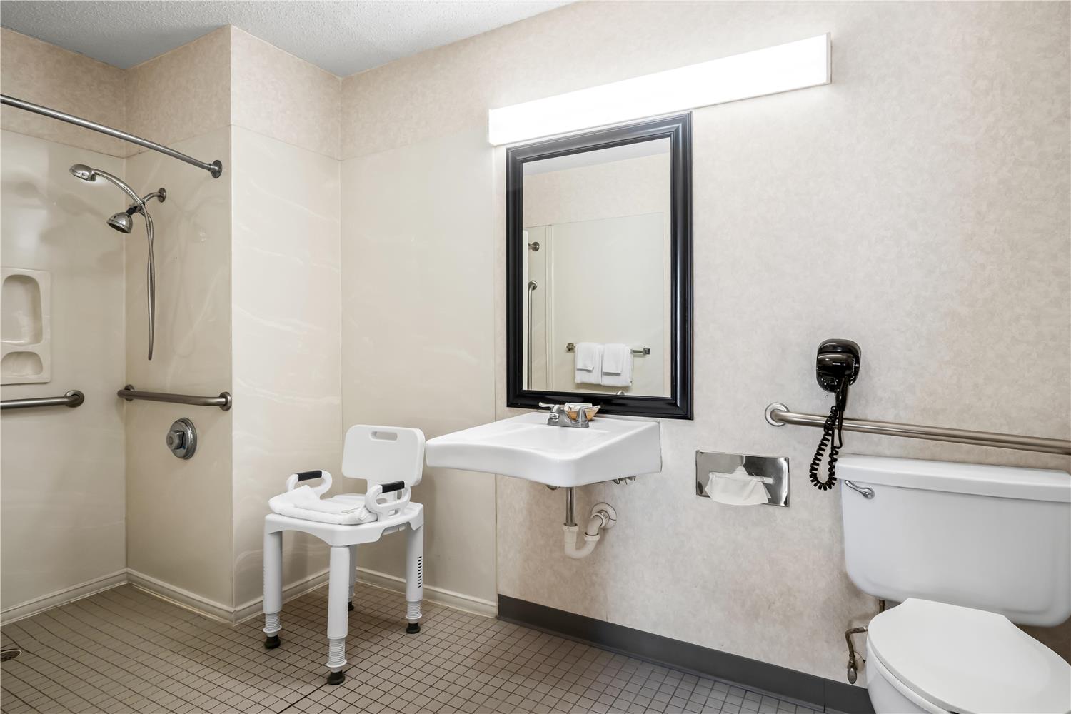 Americas Best Value Inn Midlothian Cedar Hill 31/31