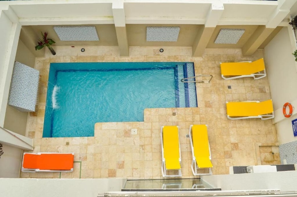 HOTEL OR 5/38