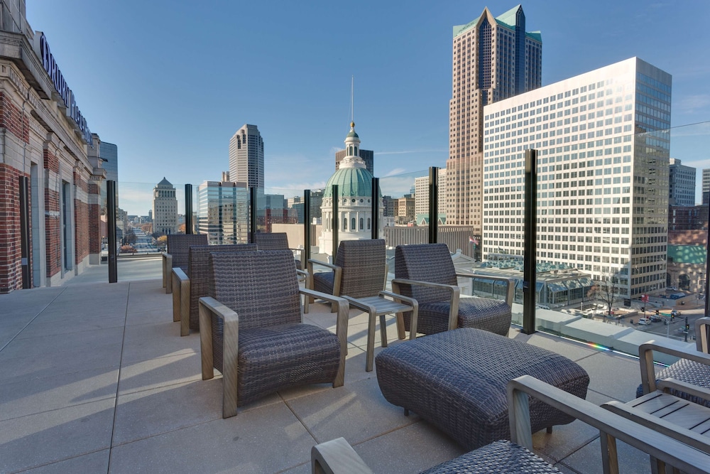 Drury Plaza Hotel St Louis At The Arch 46/50