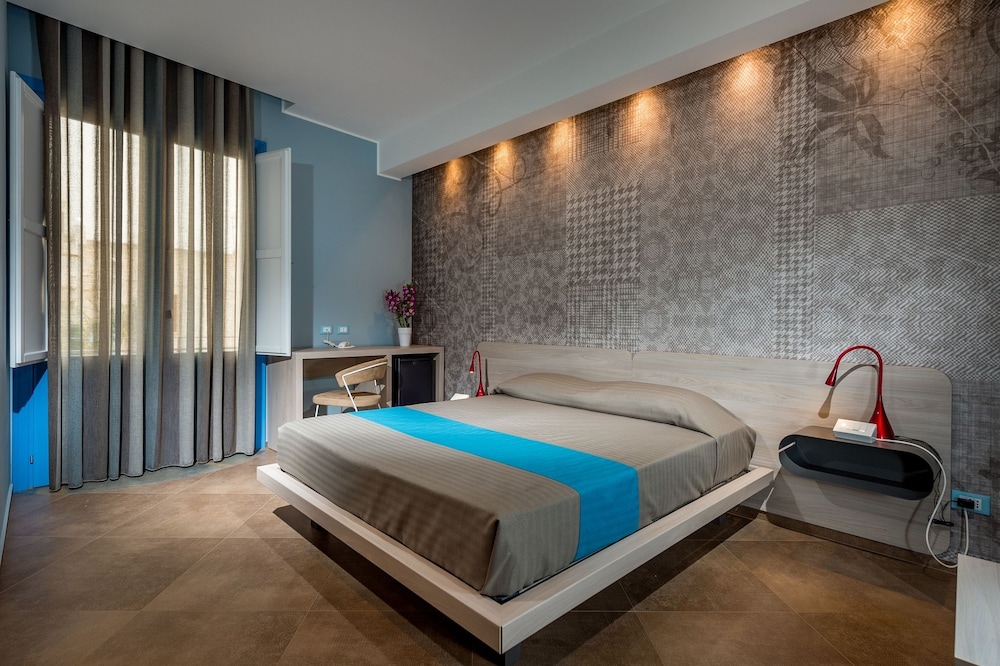 SUPERIOR, DOUBLE BED, BALCONY