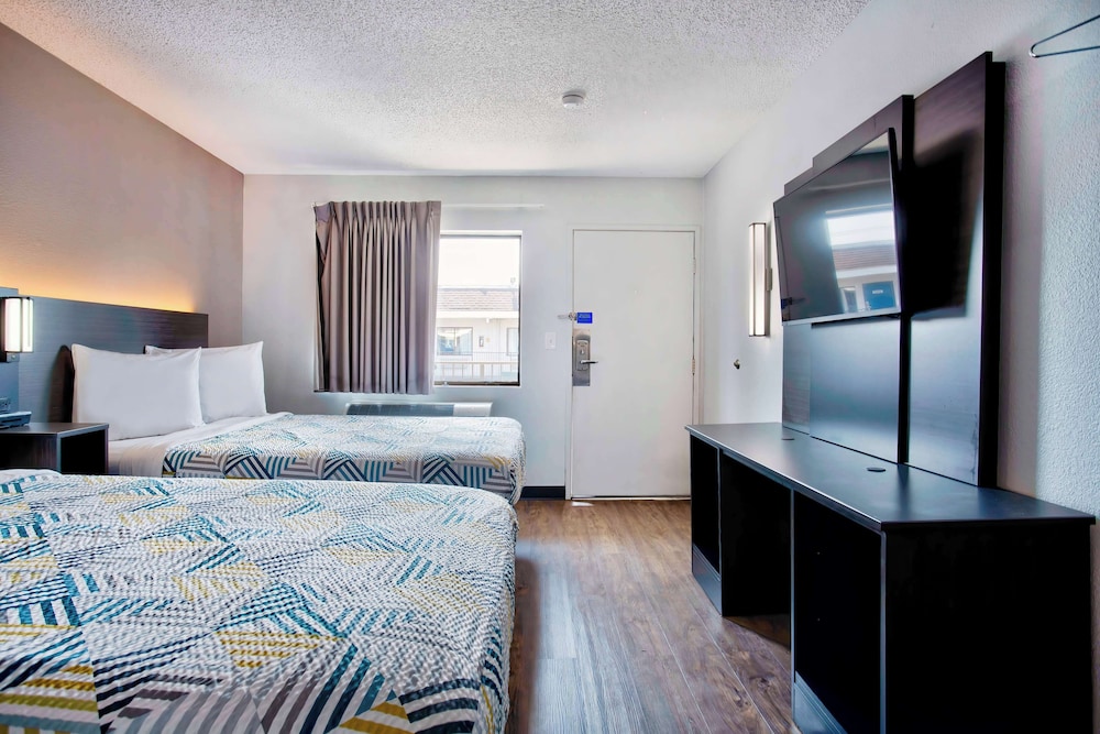 Motel6 Salem, OR 38/62